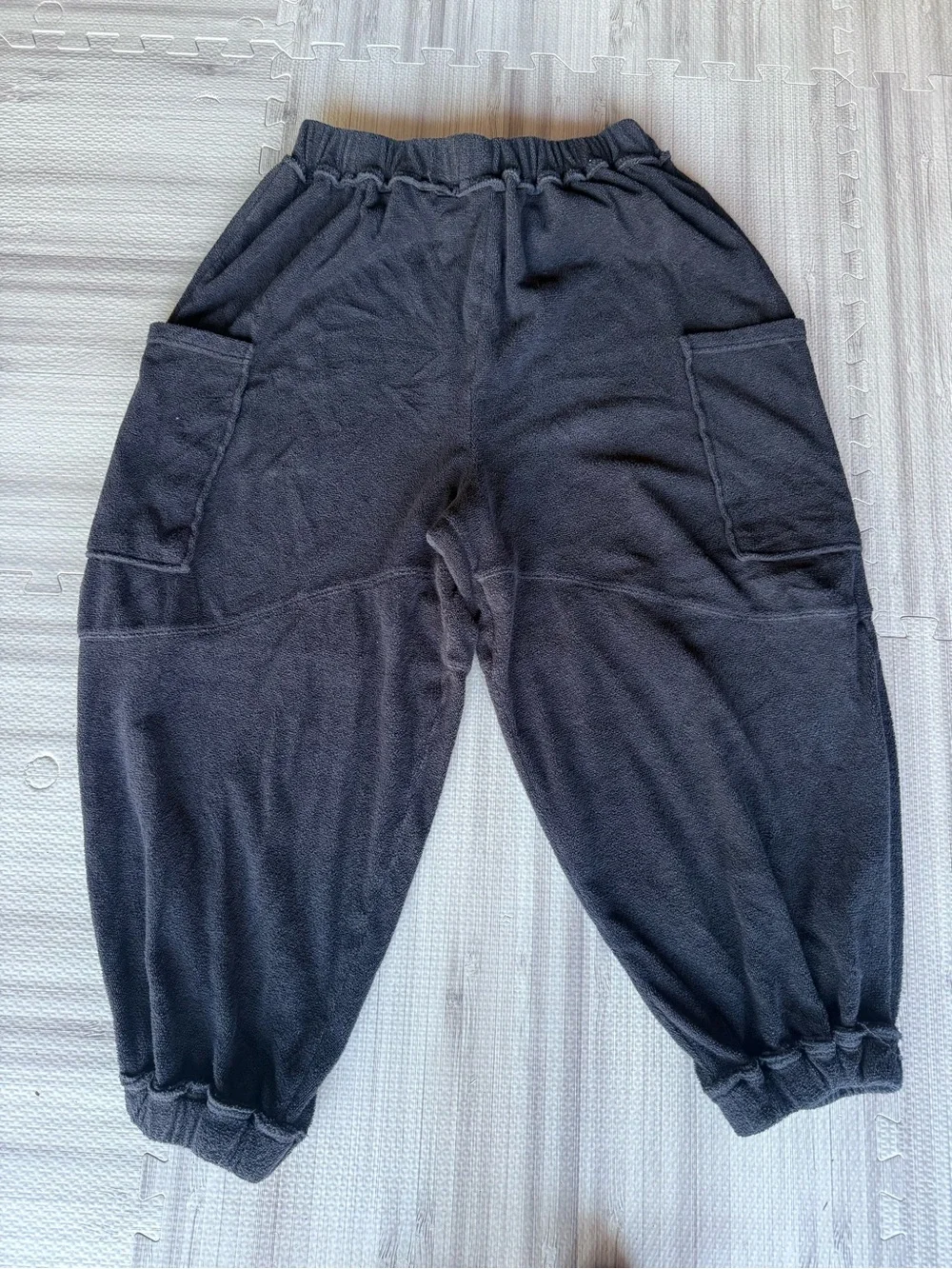 Free People Beach Black Elastic-Waist Balloon Joggers - Picture 1 of 3